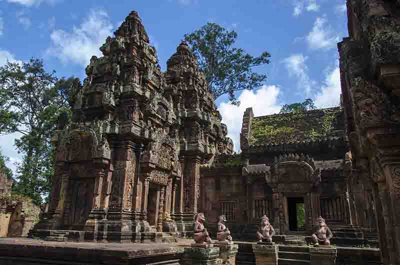 106 - Camboya - Angkor - templo de Banteay Srei